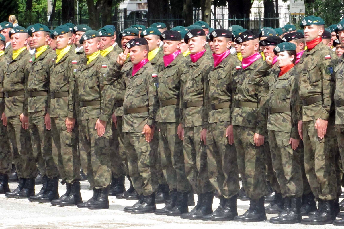 https://www.morh.hr/wp-content/gallery/pripadnici-2-hrvcon-a-prisustvovali-25-obljetnici-poljske-brigade/25_obljetnica_15_m_br_osrp_16072018_11.jpg
