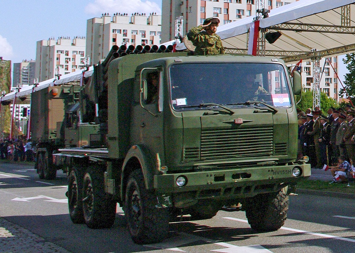 https://www.morh.hr/wp-content/gallery/pripadnici-hrvatske-vojske-na-obiljezavanju-dana-os-r-poljske/4_hrvcon_16082019_5.jpg