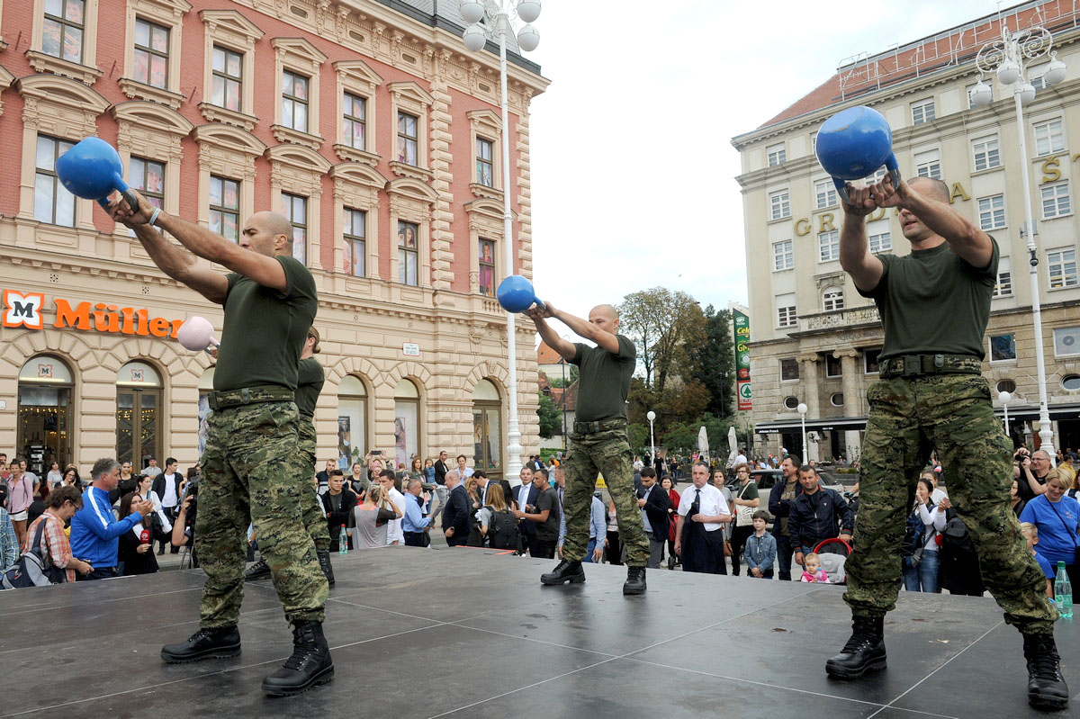 https://www.morh.hr/wp-content/gallery/pripadnici-pocasno-zastitne-bojne-os-rh-u-projektu-aktivna-hrvatska/pbz_mc_14092017_05.jpg