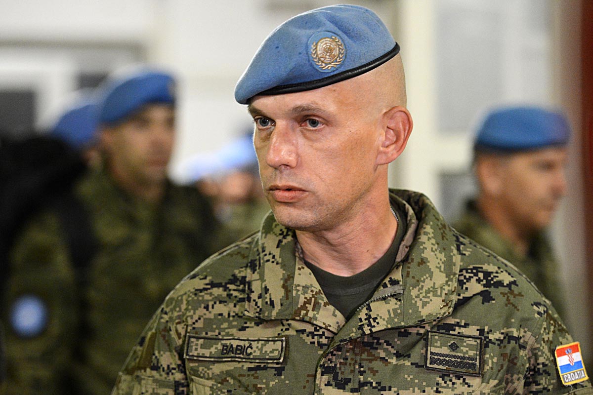 https://www.morh.hr/wp-content/gallery/pripadniuci-9-hrvcon-a-iz-misije-undof-stigli-u-zagreb/povratak_undof9_30112012_2.JPG