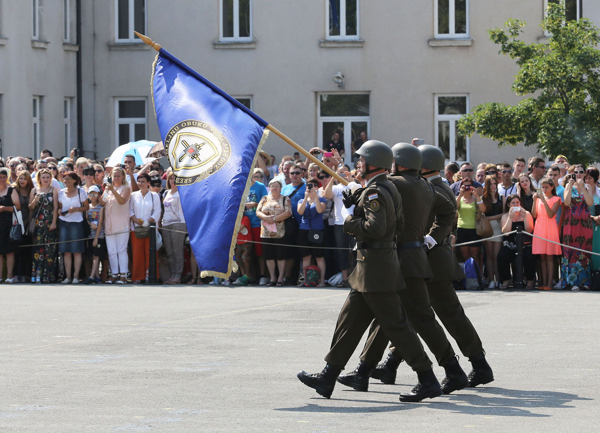 https://www.morh.hr/wp-content/gallery/prisegnuo-15-narastaj-na-rocnika-na-dragovoljnom-osposobljavanju/pozega_18072015_05.jpg