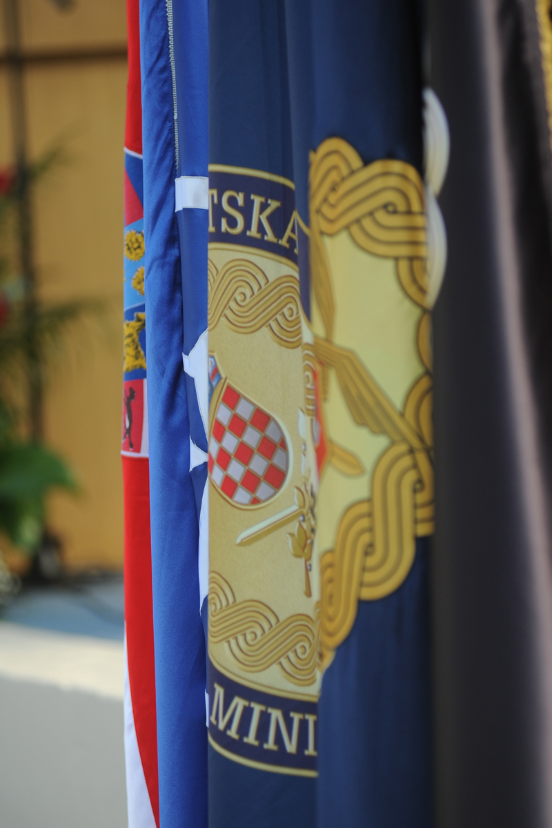 https://www.morh.hr/wp-content/gallery/prisegnuo-peti-narataj-dragovoljnih-ronika/prisega_20101008_19.jpg