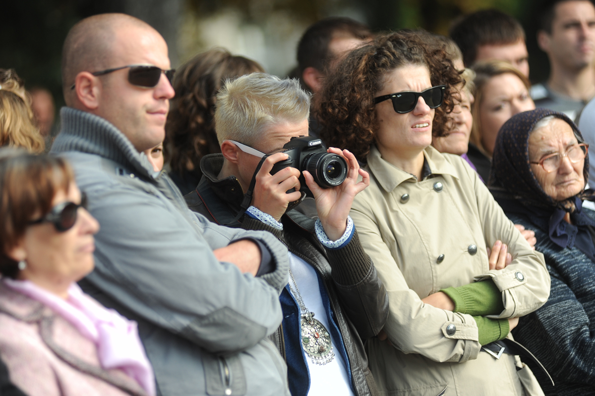 https://www.morh.hr/wp-content/gallery/prisegnuo-peti-narataj-dragovoljnih-ronika/prisega_20101008_29.jpg