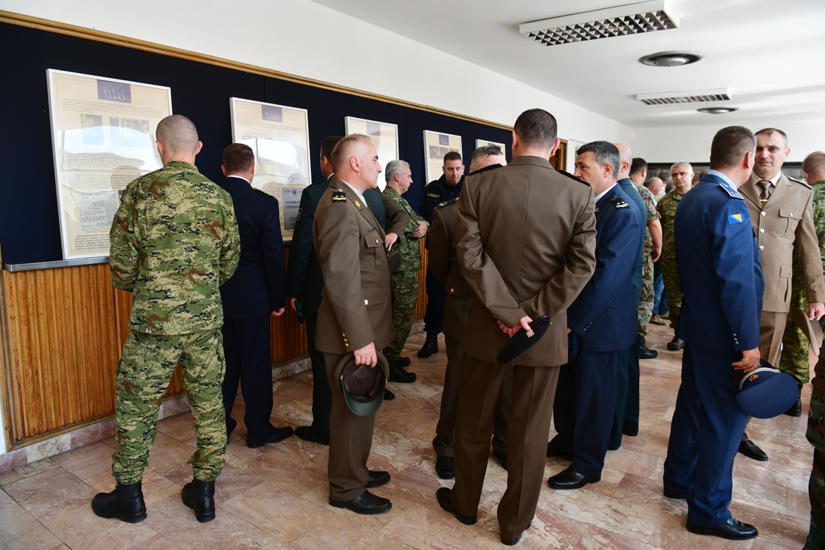 https://www.morh.hr/wp-content/gallery/proces-mirne-reintegracije-hrvatskog-podunavlja/mirna_reintegracija_hr_podunavlja_izlozba_190719_05.jpg