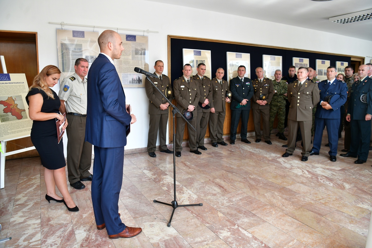 https://www.morh.hr/wp-content/gallery/proces-mirne-reintegracije-hrvatskog-podunavlja/mirna_reintegracija_hr_podunavlja_izlozba_190719_12.jpg