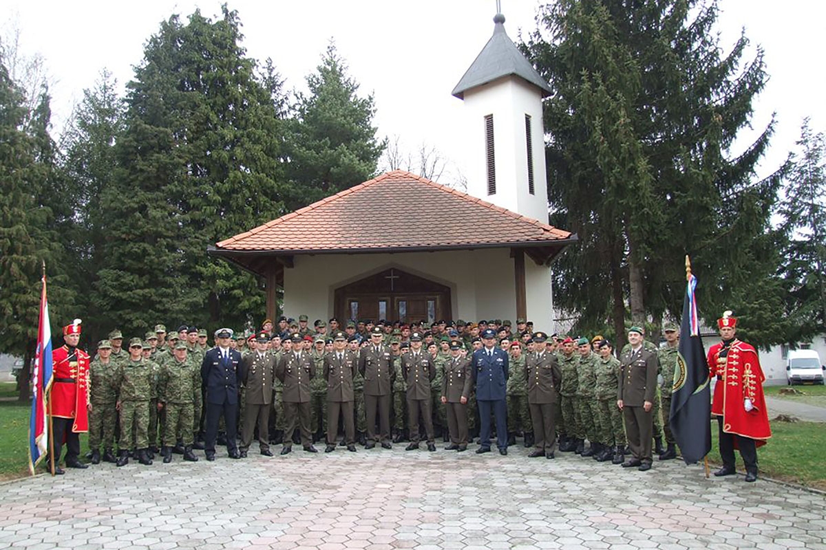 https://www.morh.hr/wp-content/gallery/promocija-polaznika-14-narastaja-izobrazbe-za-razvoj-voda/promocija_dcs_05042019_04.jpg