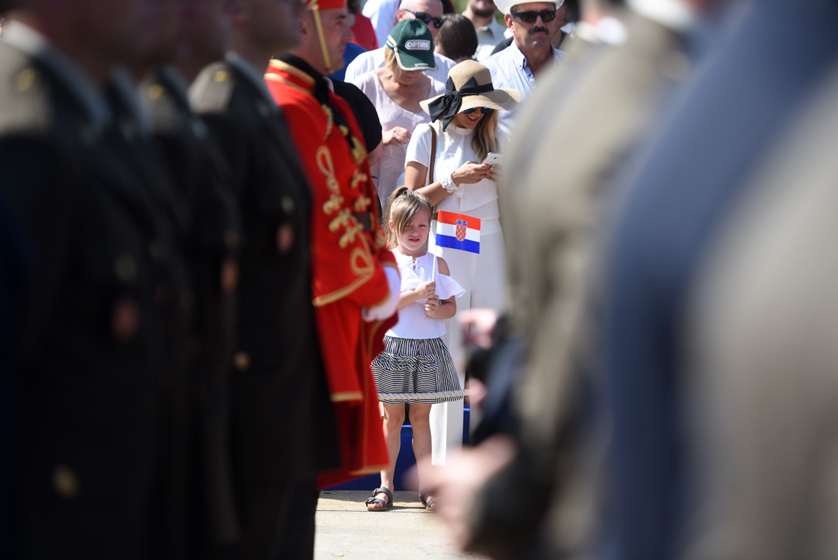 https://www.morh.hr/wp-content/gallery/promocija-polaznika-vojnih-skola-ponovno-u-vukovaru/vukovar_24062017_01.jpg