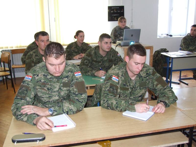 https://www.morh.hr/wp-content/gallery/proveden-teaj-za-razvoj-temeljnih-sposobnosti-voenja/trtsv_24022012_01.jpg