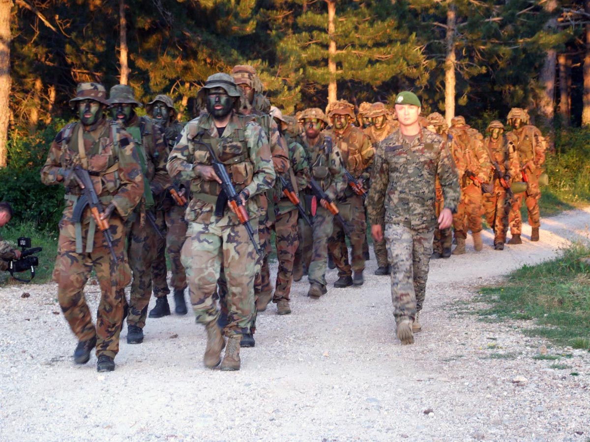 https://www.morh.hr/wp-content/gallery/provedena-temeljna-obuka-za-specijalna-djelovanja/comando_21062013_01.jpg