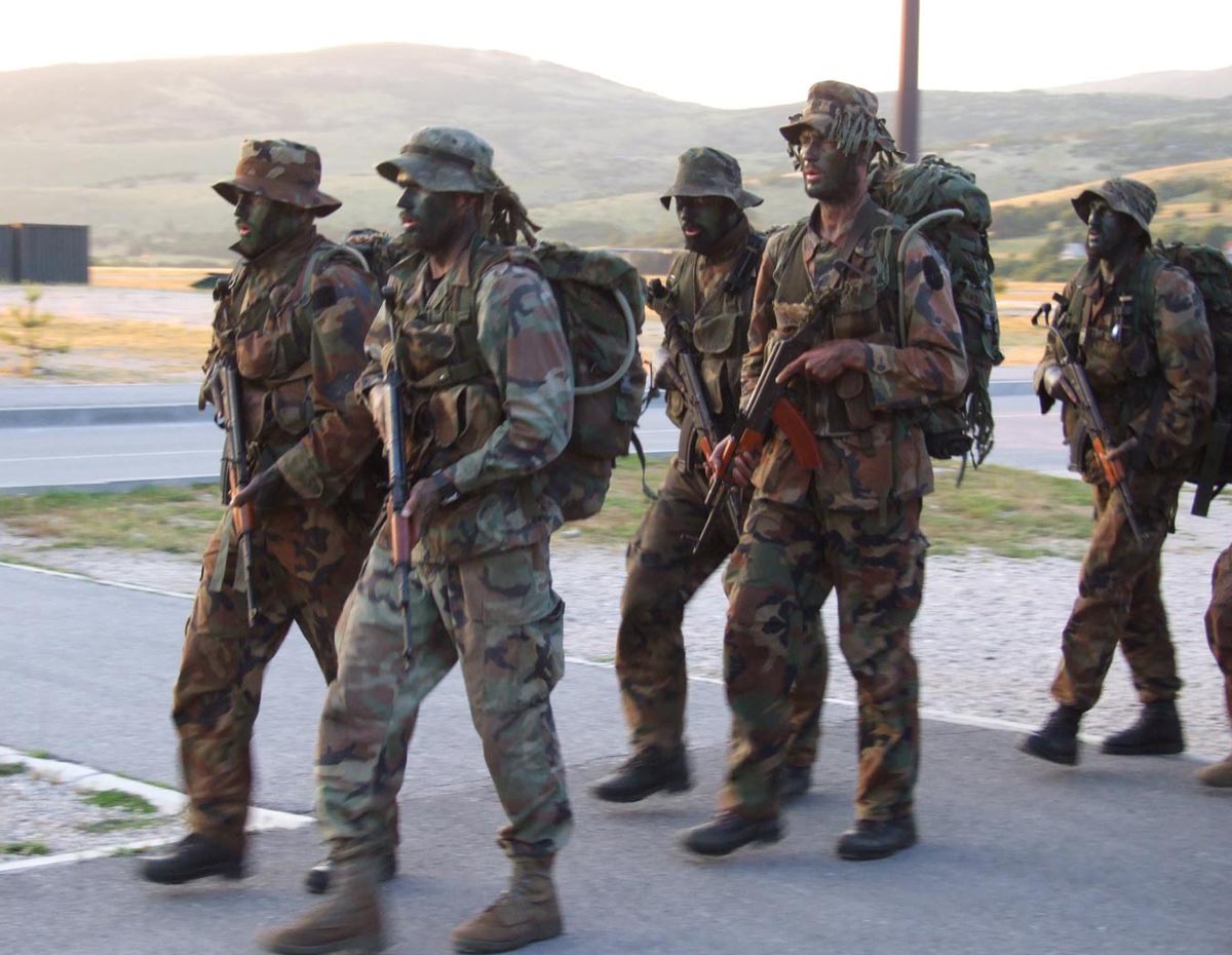 https://www.morh.hr/wp-content/gallery/provedena-temeljna-obuka-za-specijalna-djelovanja/comando_21062013_02.jpg