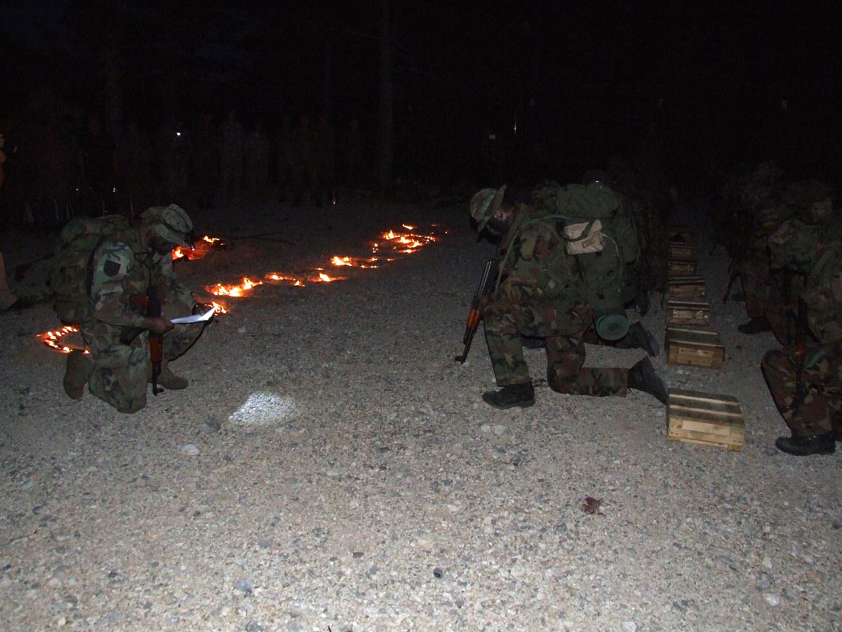 https://www.morh.hr/wp-content/gallery/provedena-temeljna-obuka-za-specijalna-djelovanja/comando_21062013_08.jpg