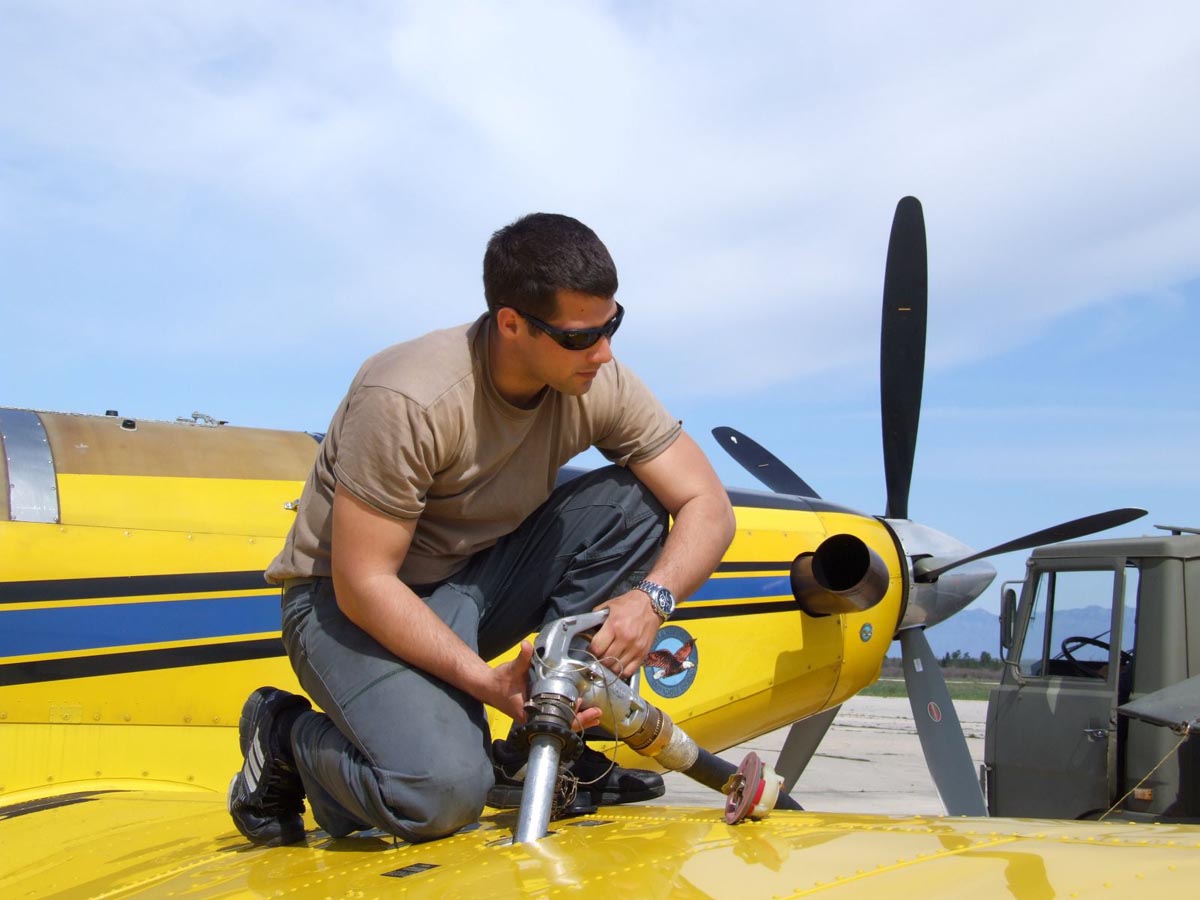 https://www.morh.hr/wp-content/gallery/prvi-samostalni-letovi-i-trenaa-pilota-na-airtractorima/trenaz_17042013_05.jpg