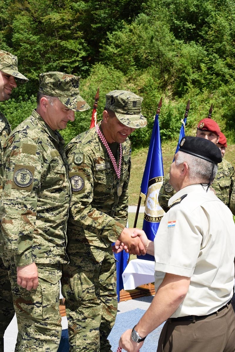 https://www.morh.hr/wp-content/gallery/pukovnija-vojne-policije-pobjednik-24-prvenstva-u-streljastvu/24_phvojske_streljastvo_14062019_13.jpg