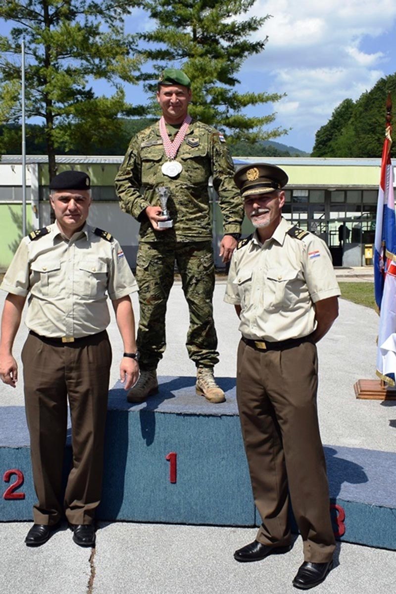 https://www.morh.hr/wp-content/gallery/pukovnija-vojne-policije-pobjednik-24-prvenstva-u-streljastvu/24_phvojske_streljastvo_14062019_17.jpg
