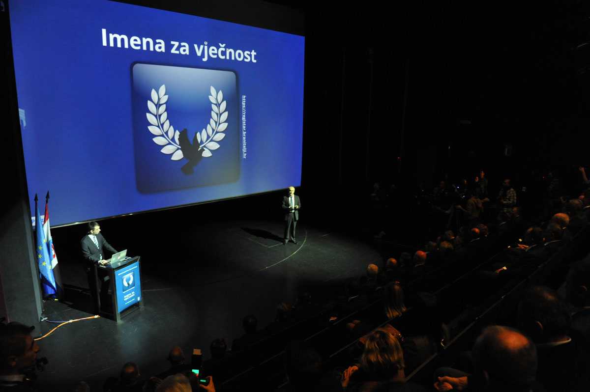 https://www.morh.hr/wp-content/gallery/registar-branitelja-19122012/reg_19122012_05.jpg