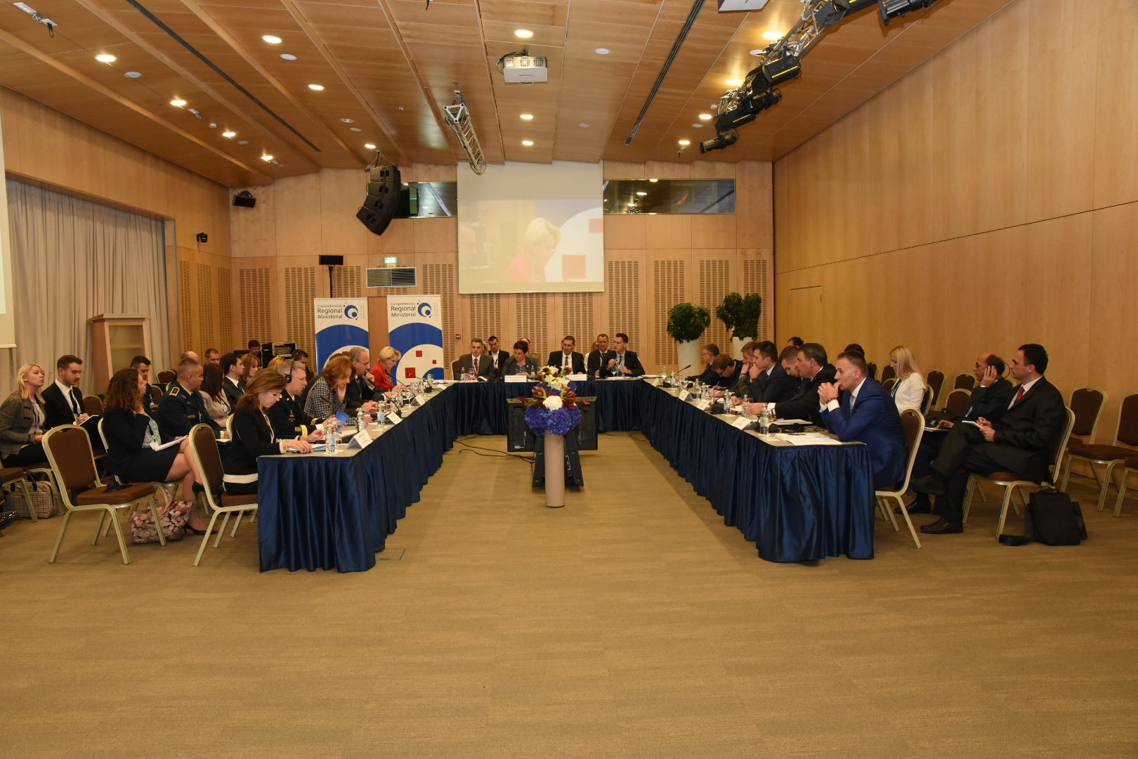 https://www.morh.hr/wp-content/gallery/sastanak-ministara-obrane-americko-jadranske-povelje/a5_dubrovnik_2015-10-21-15.jpg