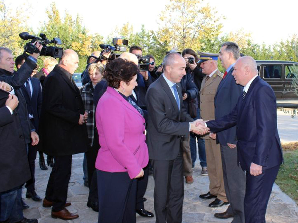 https://www.morh.hr/wp-content/gallery/sastanak-ministara-obrane-hrvatske-i-bih-u-medugorju/161116-42.jpg