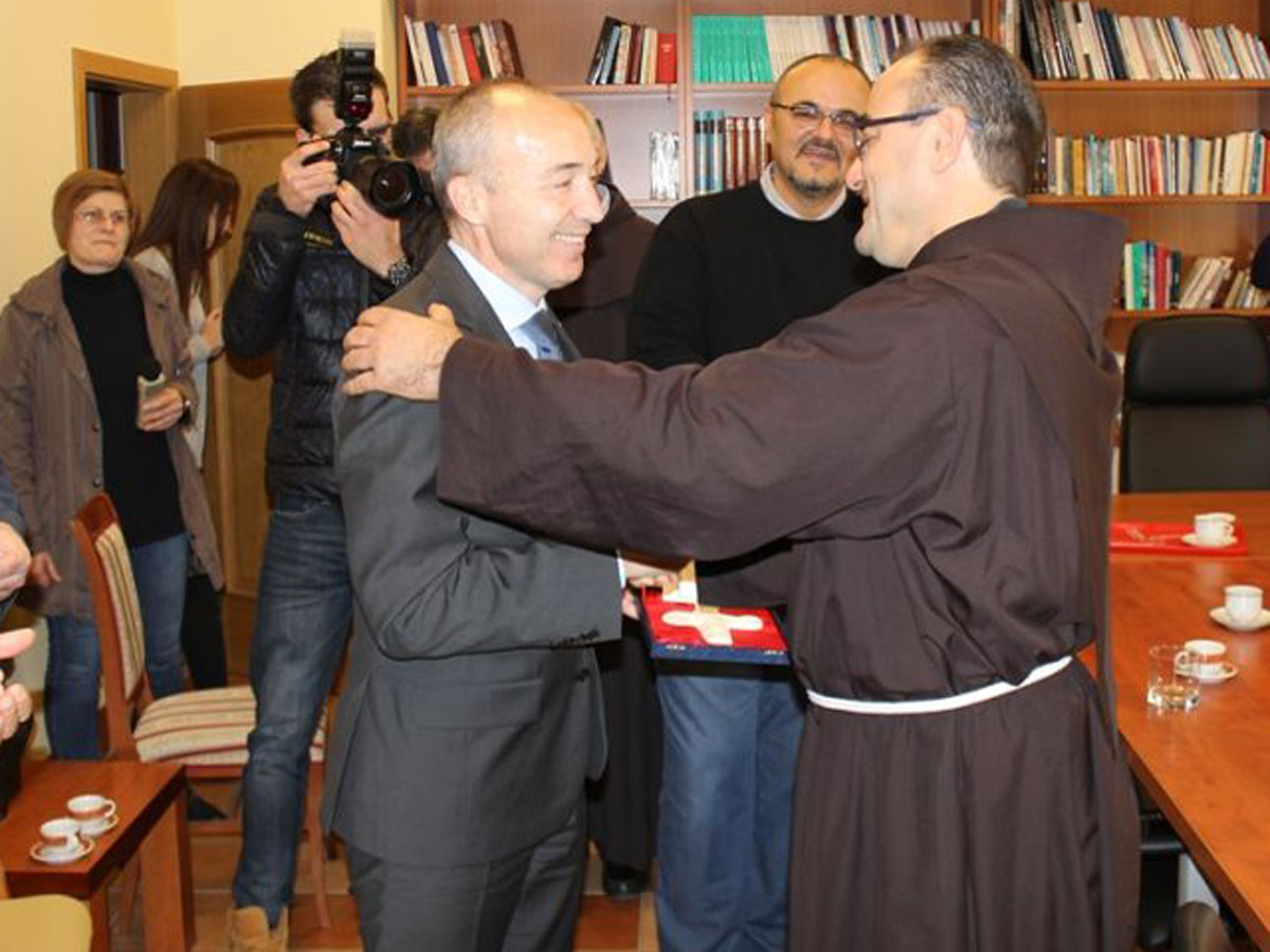 https://www.morh.hr/wp-content/gallery/sastanak-ministara-obrane-hrvatske-i-bih-u-medugorju/161116-53.jpg
