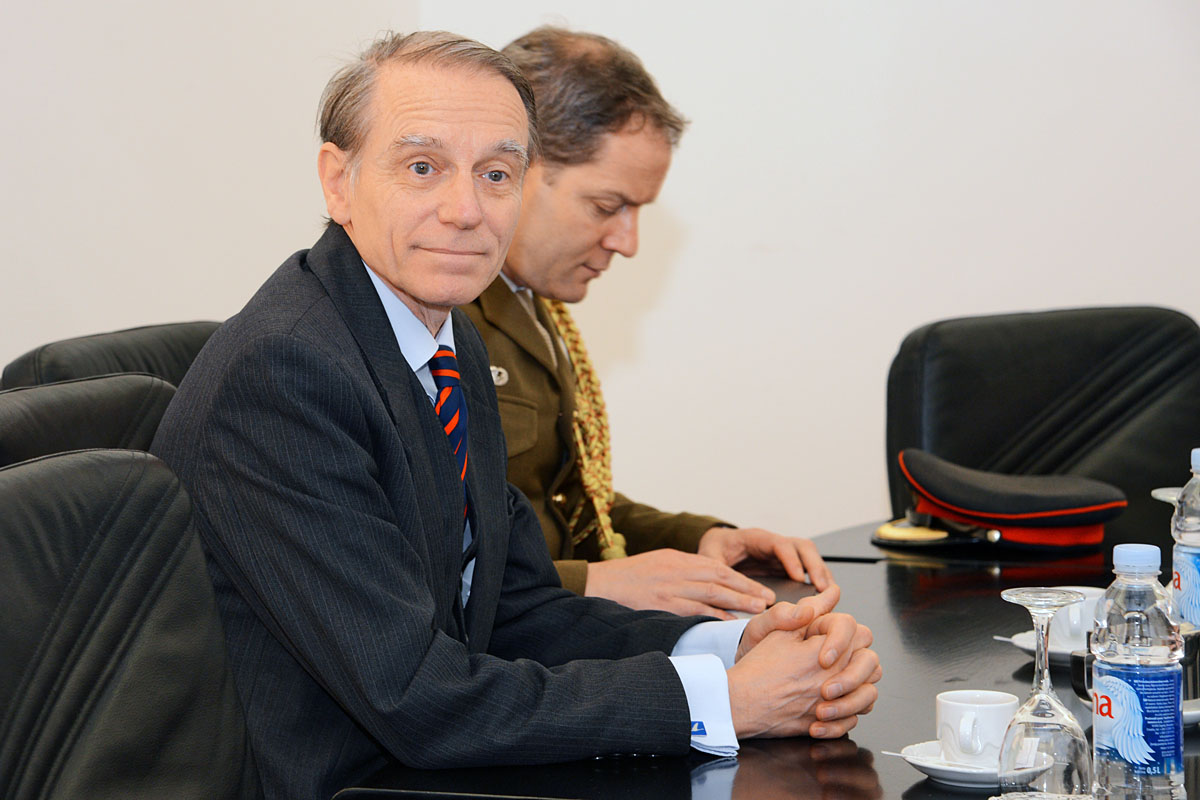 https://www.morh.hr/wp-content/gallery/sastanak-ministra-obrane-rh-i-britanskog-otpravnika-poslova-u-rh/mo_vp-uk_09022016_3.jpg