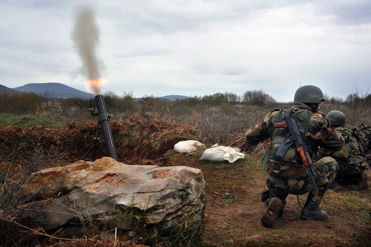 https://www.morh.hr/wp-content/gallery/satnijsko-bojevo-gaanje-iz-lmb-120-mm-m-75/vukovi_13042012_08.jpg