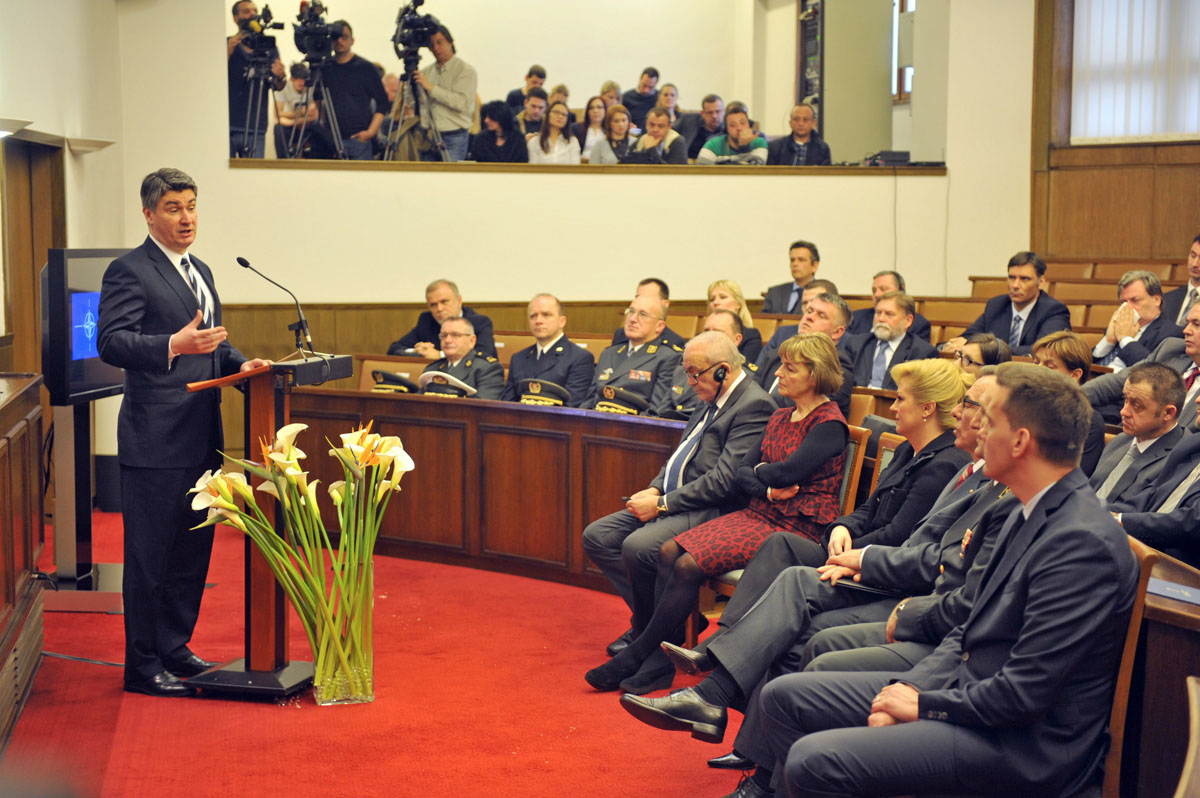 https://www.morh.hr/wp-content/gallery/sesta-obljetnica-ulaska-rh-u-nato/nato_31032015_08.jpg