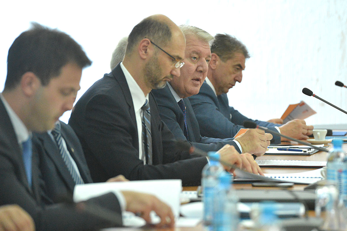 https://www.morh.hr/wp-content/gallery/sjednica-povjerenstva-za-izradu-strategije-nacionalne-sigurnosti/strategija_10042017_03.jpg