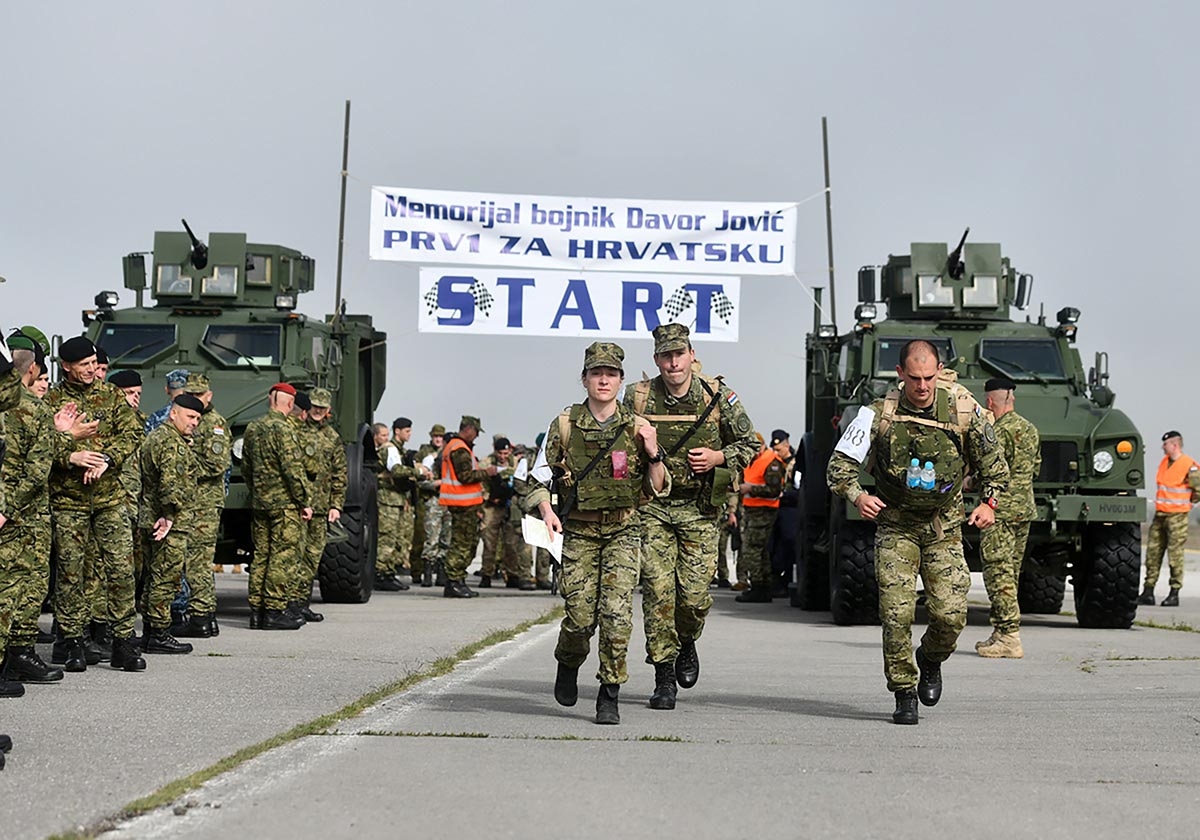 https://www.morh.hr/wp-content/gallery/skupnik-nikola-knezevic-najspremniji-je-pripadnik-hrvatske-vojske/prvi_za_hr_10052019_04.jpg