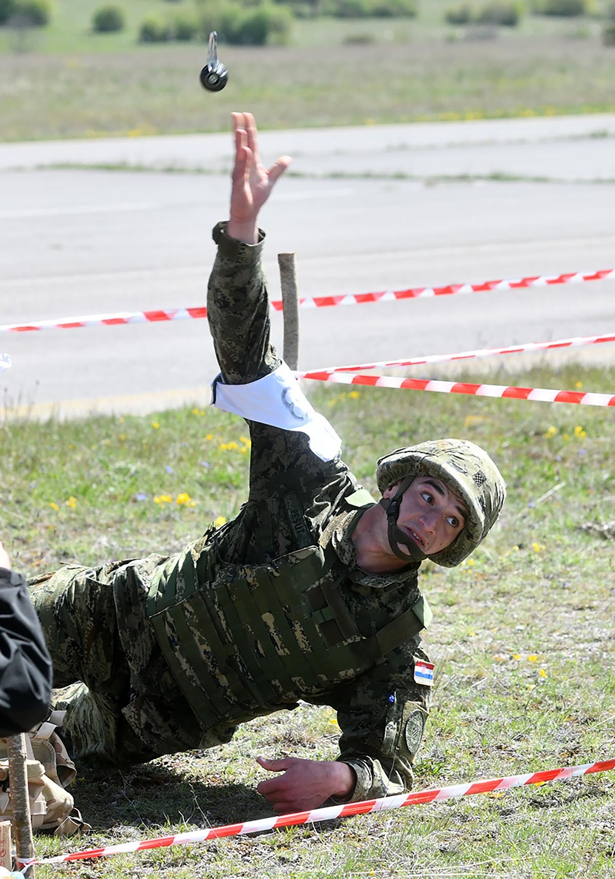 https://www.morh.hr/wp-content/gallery/skupnik-nikola-knezevic-najspremniji-je-pripadnik-hrvatske-vojske/prvi_za_hr_10052019_09.jpg