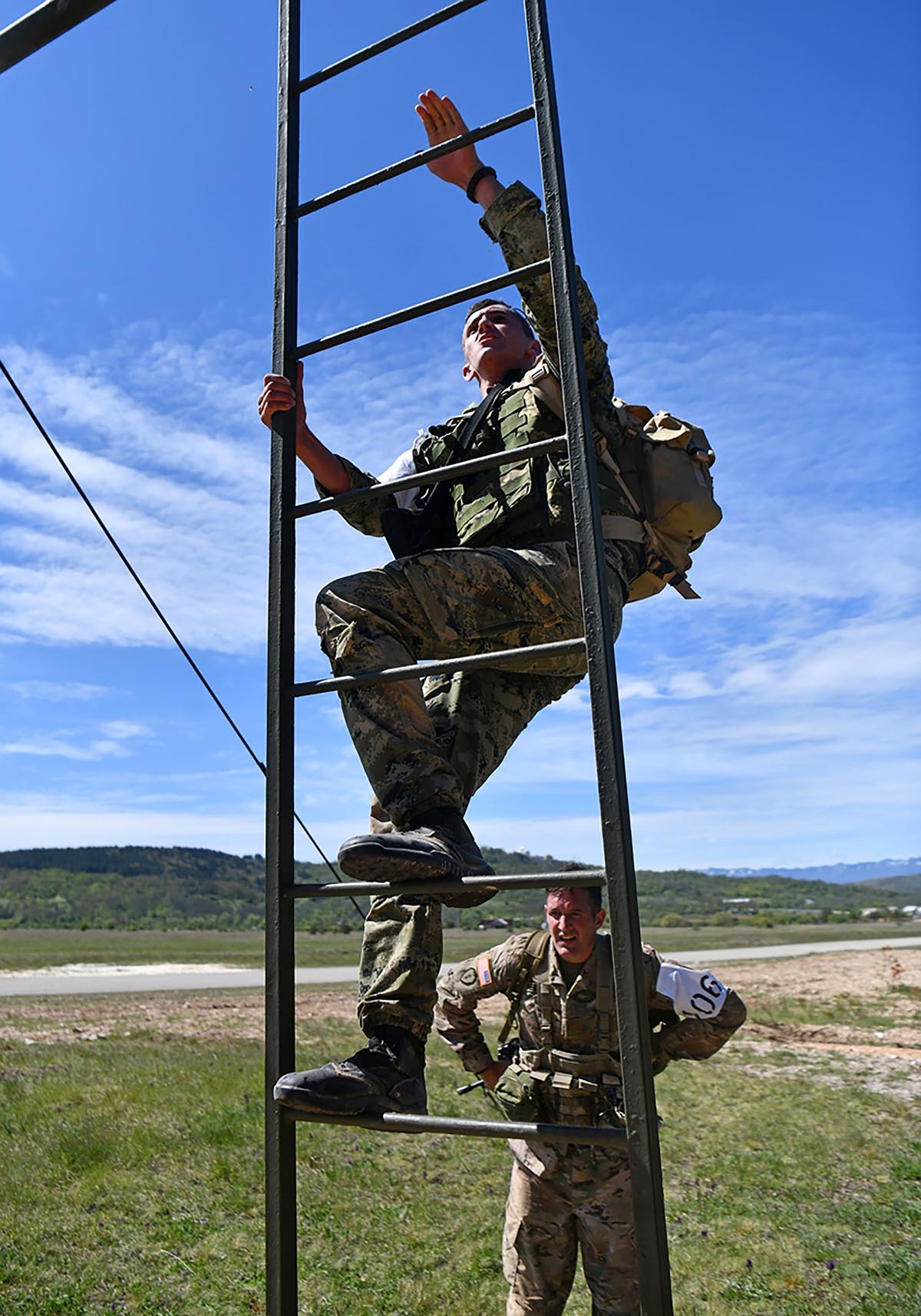 https://www.morh.hr/wp-content/gallery/skupnik-nikola-knezevic-najspremniji-je-pripadnik-hrvatske-vojske/prvi_za_hr_10052019_13.jpg