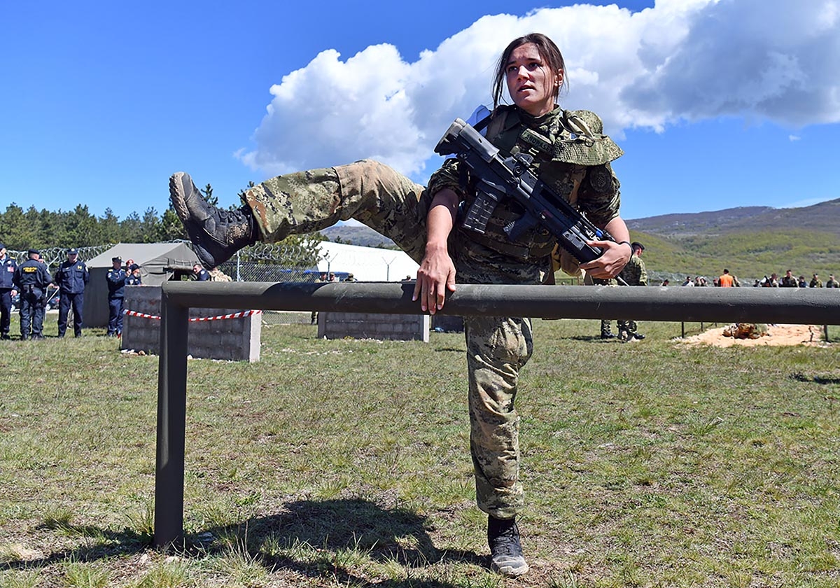 https://www.morh.hr/wp-content/gallery/skupnik-nikola-knezevic-najspremniji-je-pripadnik-hrvatske-vojske/prvi_za_hr_10052019_22.jpg