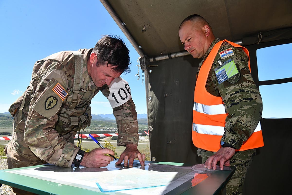 https://www.morh.hr/wp-content/gallery/skupnik-nikola-knezevic-najspremniji-je-pripadnik-hrvatske-vojske/prvi_za_hr_10052019_27.jpg