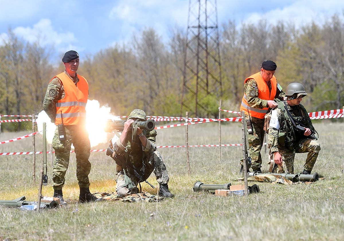 https://www.morh.hr/wp-content/gallery/skupnik-nikola-knezevic-najspremniji-je-pripadnik-hrvatske-vojske/prvi_za_hr_10052019_31.jpg