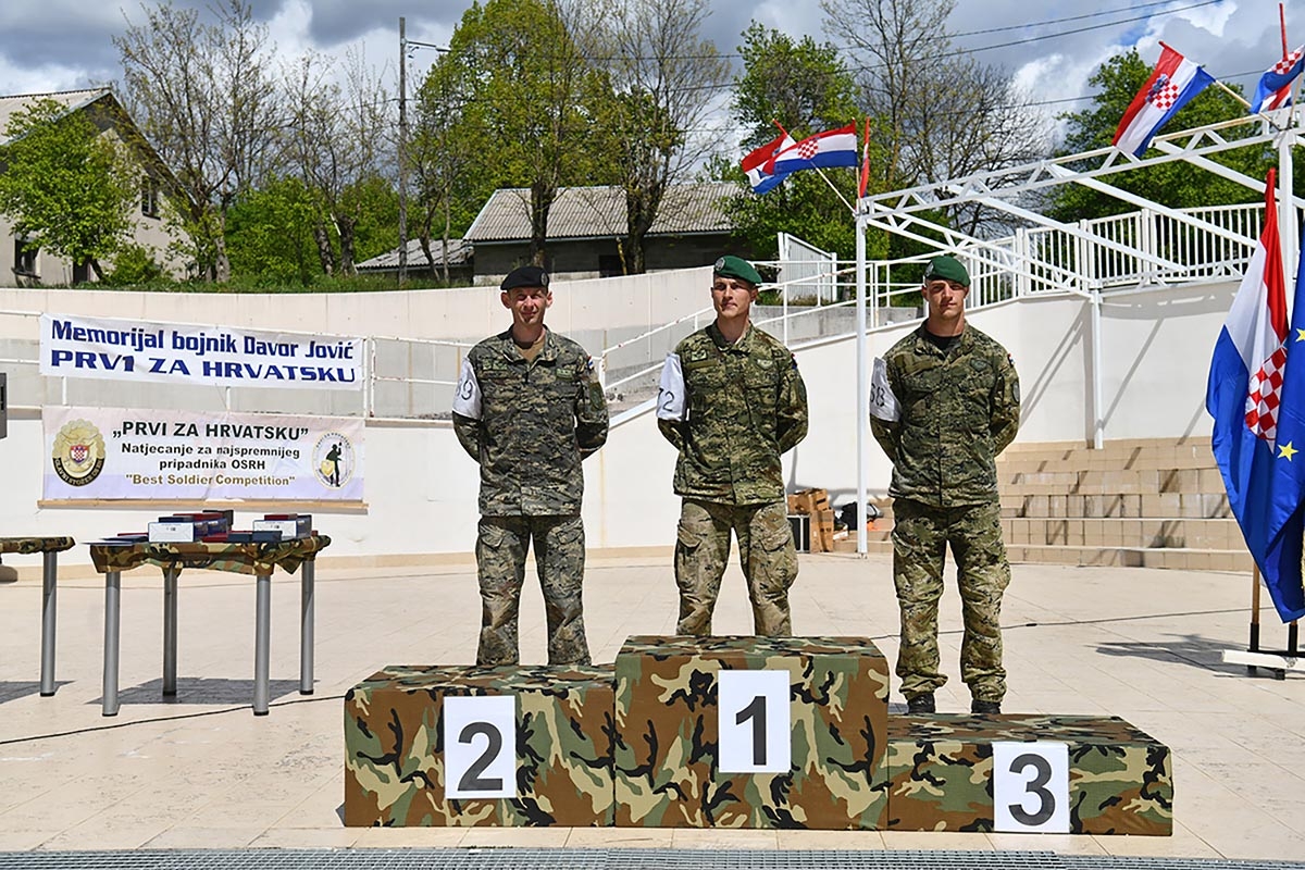 https://www.morh.hr/wp-content/gallery/skupnik-nikola-knezevic-najspremniji-je-pripadnik-hrvatske-vojske/prvi_za_hr_10052019_47.jpg