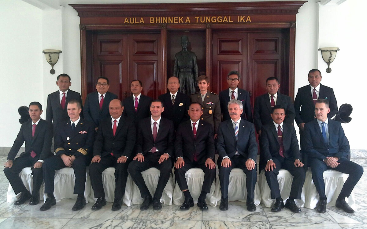 https://www.morh.hr/wp-content/gallery/sluzbeni-posjet-ministra-obrane-republici-indoneziji/indonezija_22092015_6.jpg