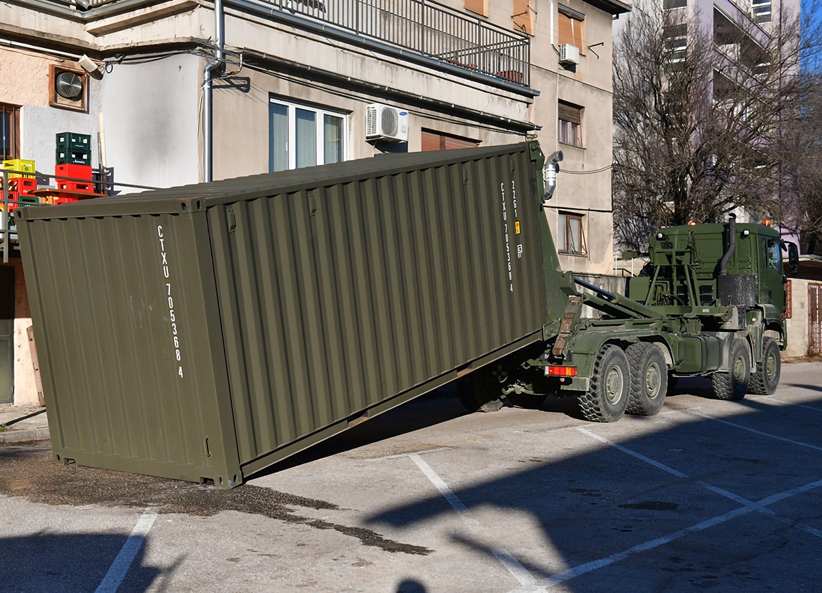 https://www.morh.hr/wp-content/gallery/sredstva-i-tehnika-hrvatske-vojske-upucena-iz-knina-za-litvu/wil_0279.jpg