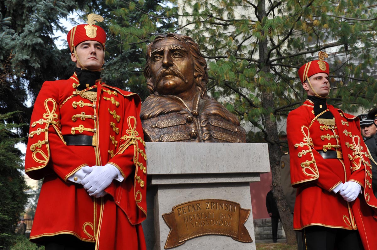 https://www.morh.hr/wp-content/gallery/sveana-prisega-10-narataja-kadeta-os-rh-u-zagrebu/kadeti_prisega_10112012_20.jpg