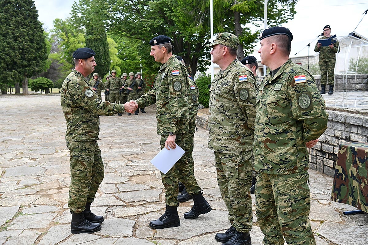 https://www.morh.hr/wp-content/gallery/svecani-docek-3-hrvcon-a-iz-nato-ove-aktivnosti-u-poljskoj/3_hrvcon_20052019_23.jpg