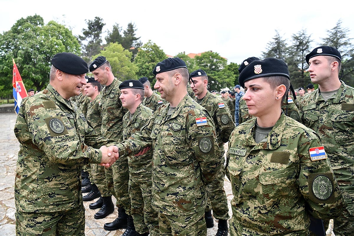 https://www.morh.hr/wp-content/gallery/svecani-docek-3-hrvcon-a-iz-nato-ove-aktivnosti-u-poljskoj/3_hrvcon_20052019_27.jpg