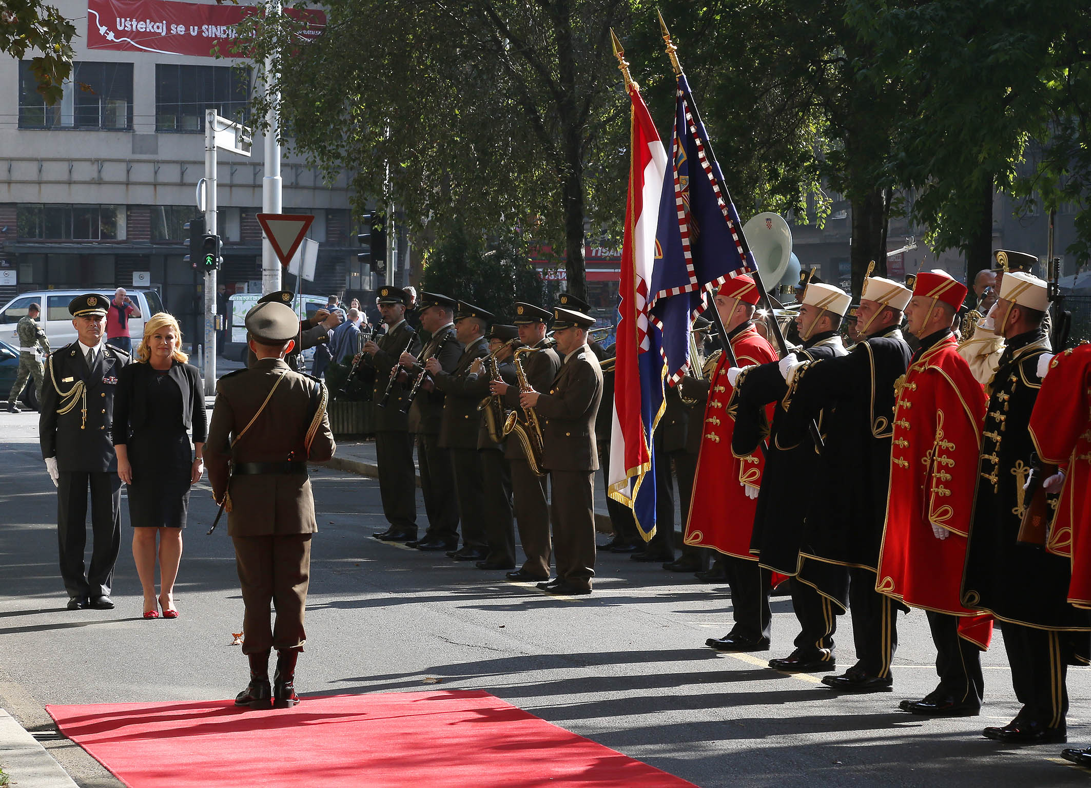 https://www.morh.hr/wp-content/gallery/svecano-obiljezeno-25-godina-glavnog-stozera-oruzanih-snaga-rh/osrg_sb_27092016_07.jpg