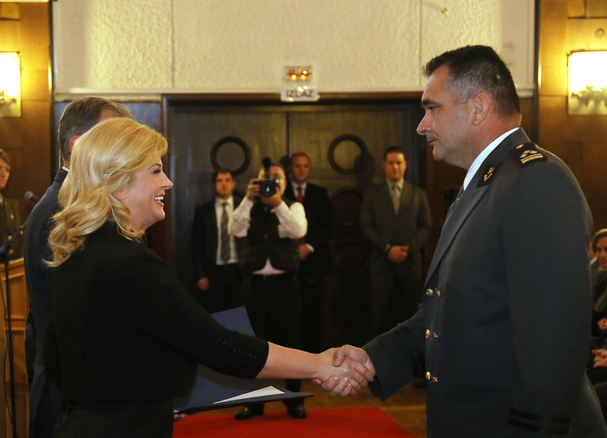 https://www.morh.hr/wp-content/gallery/svecano-obiljezeno-25-godina-glavnog-stozera-oruzanih-snaga-rh/osrg_sb_27092016_18.jpg