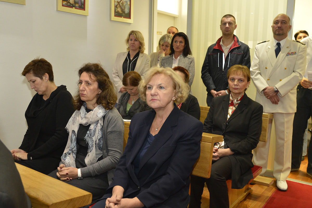 https://www.morh.hr/wp-content/gallery/svecano-obiljezeno-25-godina-glavnog-stozera-oruzanih-snaga-rh/osrh_jk_27092016_04.jpg