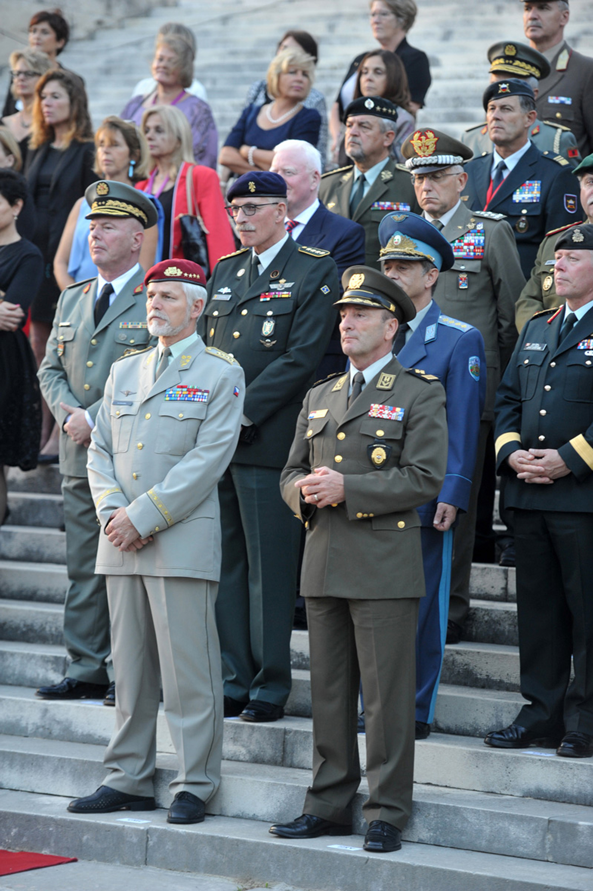 https://www.morh.hr/wp-content/gallery/svecano-otvorena-konferencija-vojnog-odbora-nato-a-u-splitu/nato_16092016_13.jpg