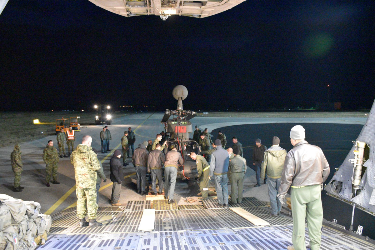 https://www.morh.hr/wp-content/gallery/svi-helikopteri-kiowa-warrior-dopremljeni-u-bazu-zemunik/kiowa_03122016_09.jpg