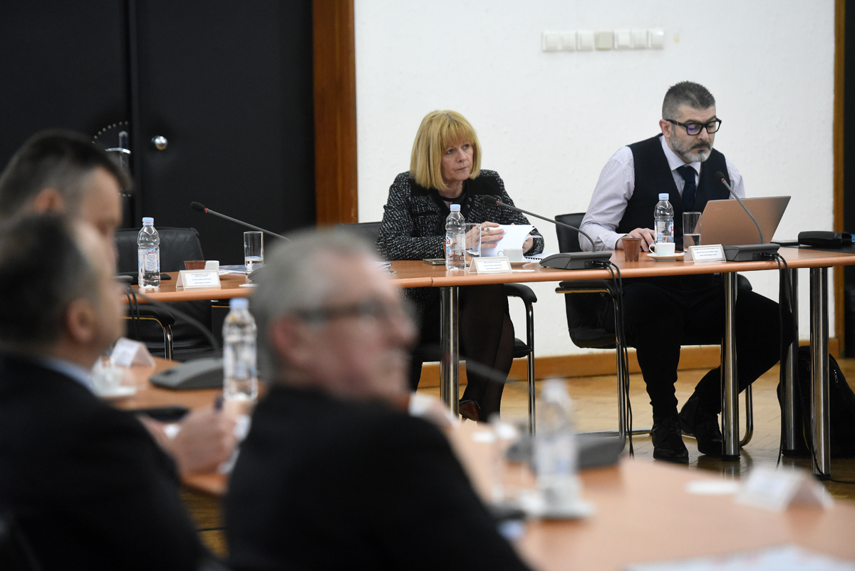 https://www.morh.hr/wp-content/gallery/treci-prijedlog-nacrta-strategije-nacionalne-sigurnosti/hvu_strategija_25042017_11.jpg