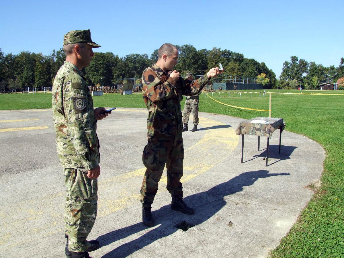 https://www.morh.hr/wp-content/gallery/trinaesti-narastaj-rocnika-zavrsio-temeljnu-vojnu-obuku/obuka_03102014_8.jpg