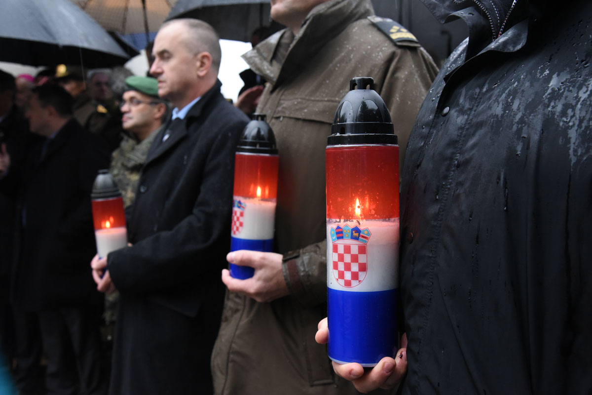 https://www.morh.hr/wp-content/gallery/u-delnicama-obiljezen-spomen-dan-na-poginule-pripadnike-zss-a-2/033_dsc_4771.jpg