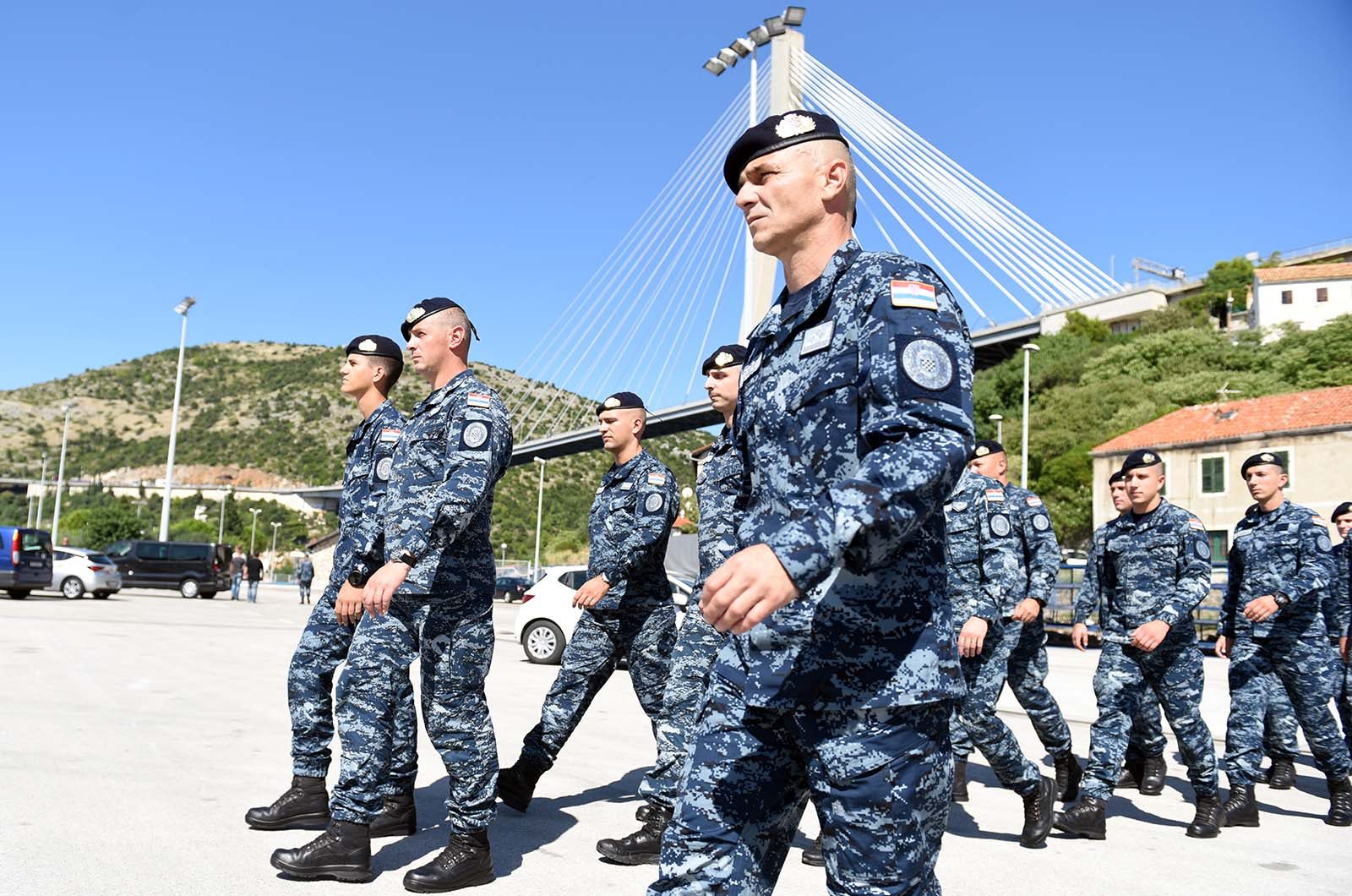 https://www.morh.hr/wp-content/gallery/u-dubrovniku-svecano-obiljezena-28-obljetnica-hrvatske-ratne-mornarice/28_obljetnica_hrm_dubrovnik_190719_38.jpg