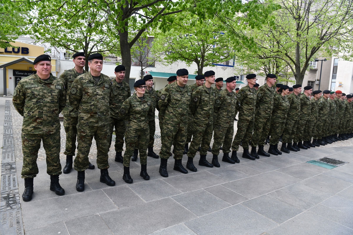 https://www.morh.hr/wp-content/gallery/u-kninu-obiljezena-11-obljetnica-gardijske-mehanizirane-brigade/gmbr_17042018_03.jpg