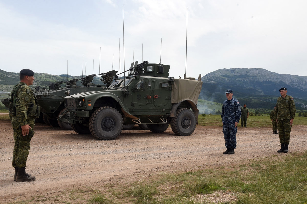 https://www.morh.hr/wp-content/gallery/u-kninu-odrzana-vjezba-patria-18/patria_18_hrvatska_vojska_08062018_27.jpg