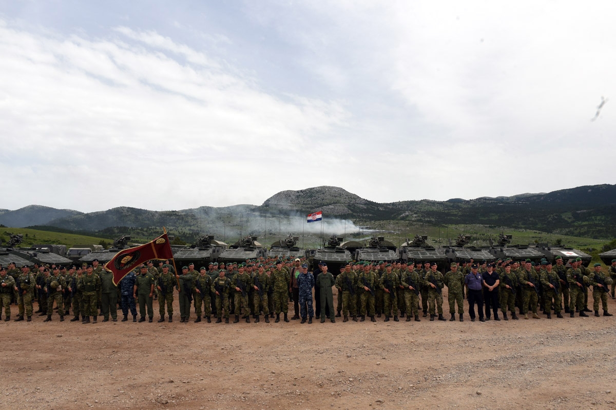 https://www.morh.hr/wp-content/gallery/u-kninu-odrzana-vjezba-patria-18/patria_18_hrvatska_vojska_08062018_29.jpg